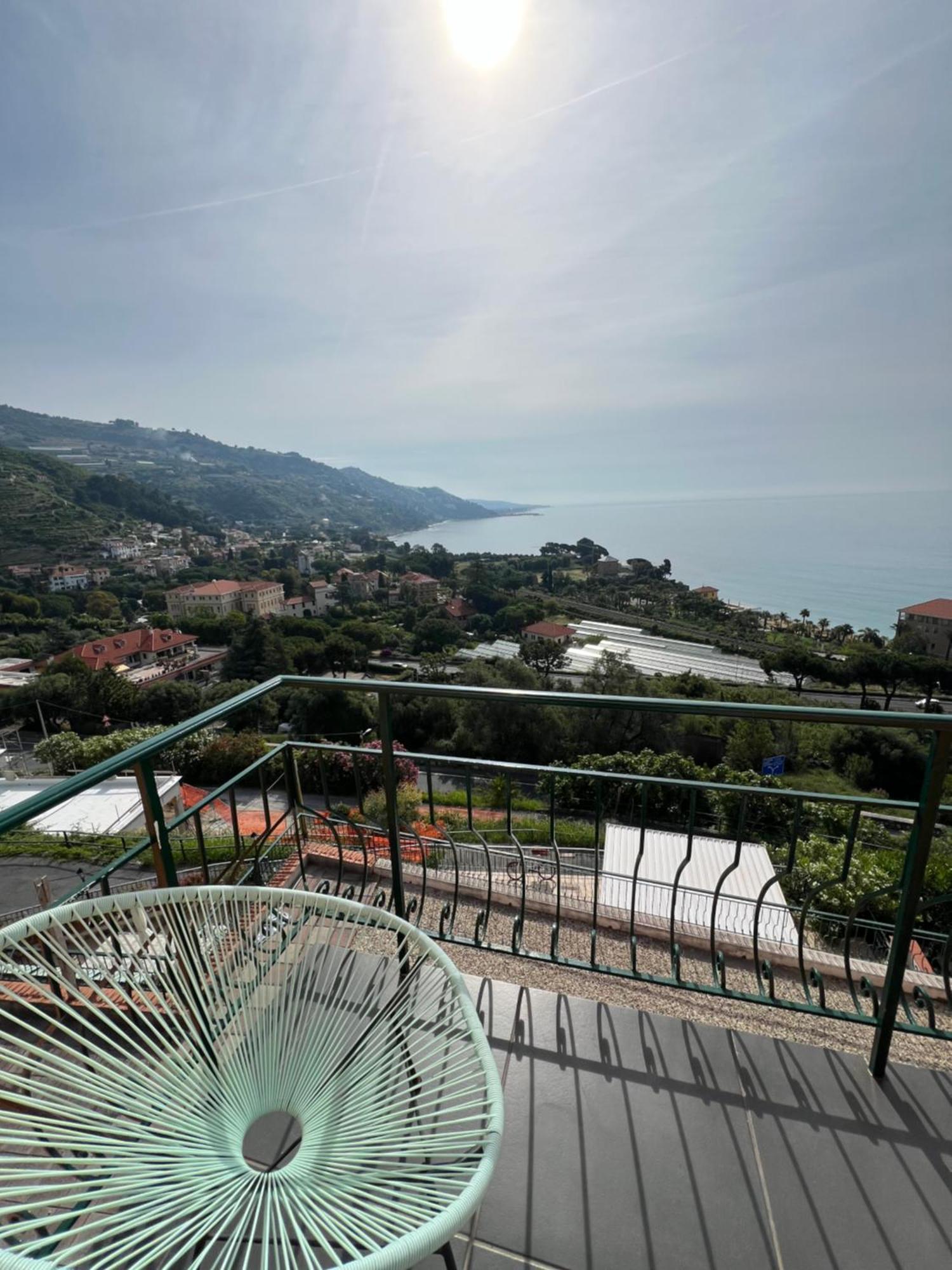 Agriturismo Un Mare Di Fiori Villa Ventimiglia Exterior foto