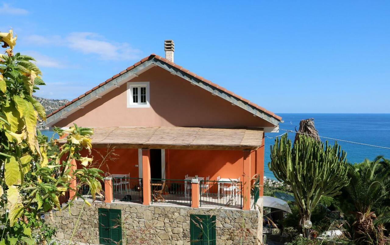 Agriturismo Un Mare Di Fiori Villa Ventimiglia Exterior foto